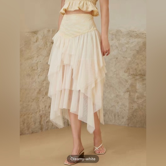 NWOT Boho ballerina creamy white tiered skirt - M and L - Picture 2 of 3